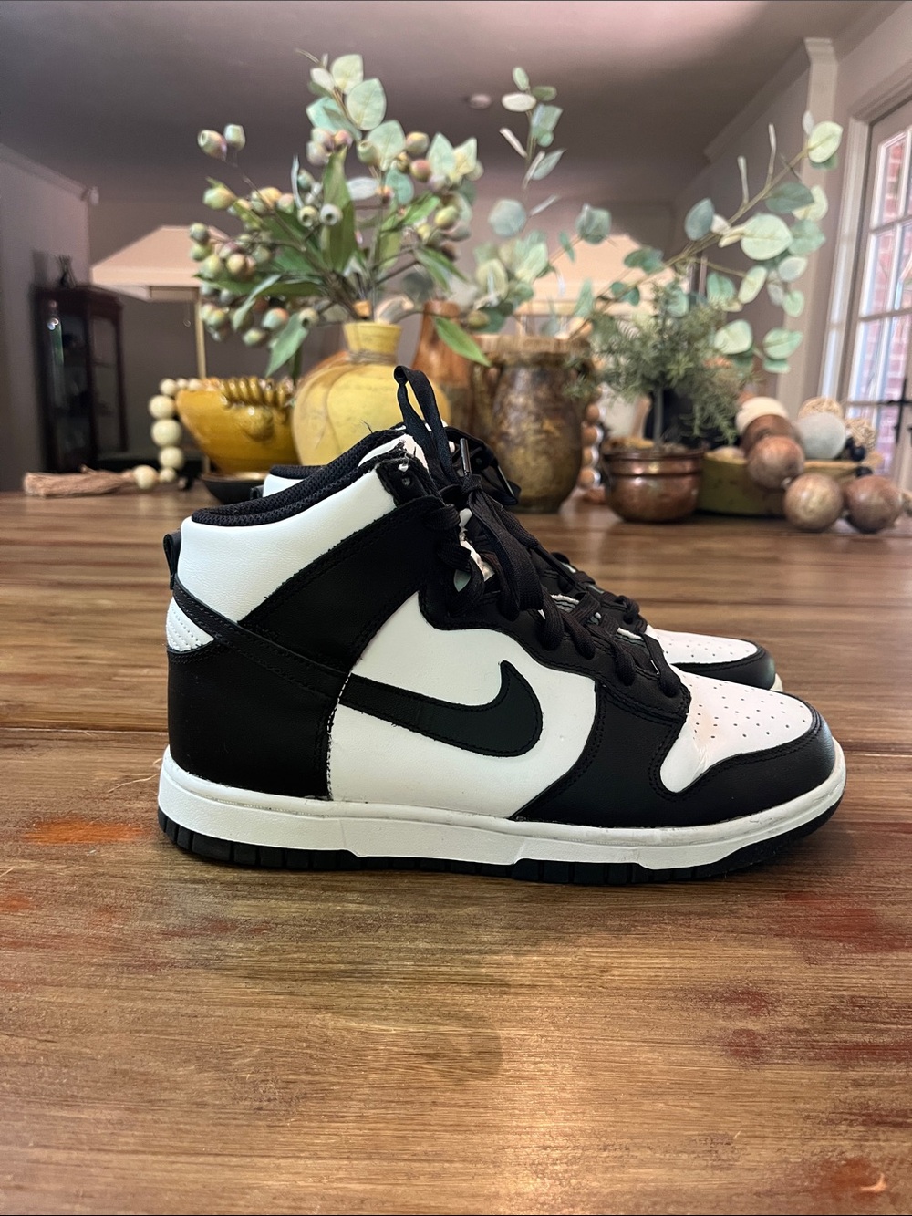Nike Dunk High Retro "Panda" sneakers,
